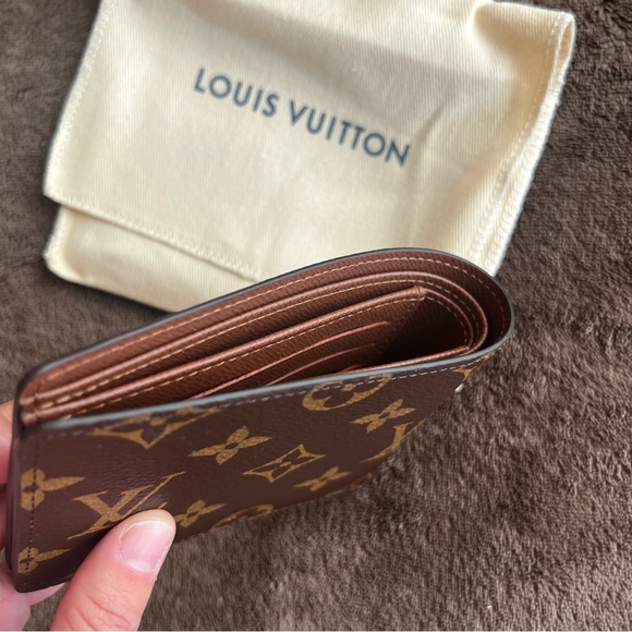 LOUIS VUITTON MONOGRAM MULTIPLE WALLET MENS - Picture 9 of 13